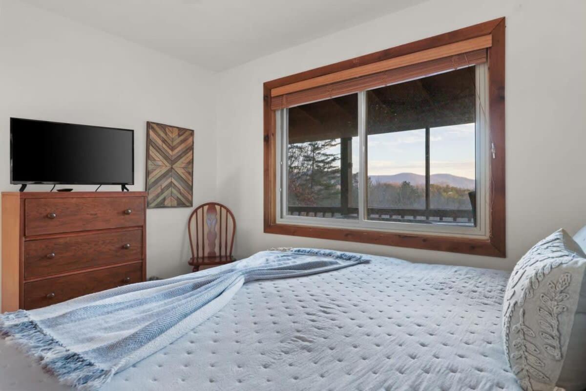 Mountain Views Hot Tub Firepit Close To Town 블루리지 외부 사진