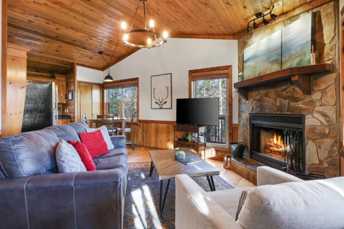Mountain Views Hot Tub Firepit Close To Town 블루리지 외부 사진