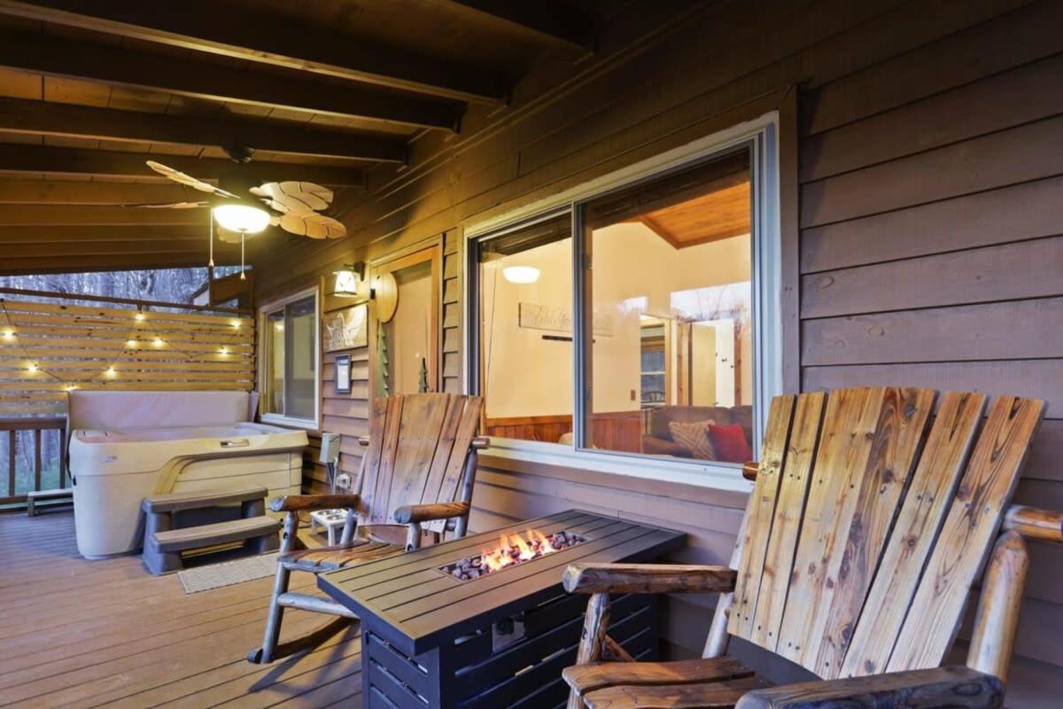 Mountain Views Hot Tub Firepit Close To Town 블루리지 외부 사진